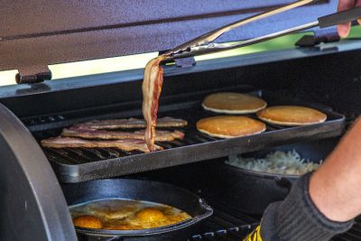 Pit Boss Cast Iron 2 sided Griddle - Image 4
