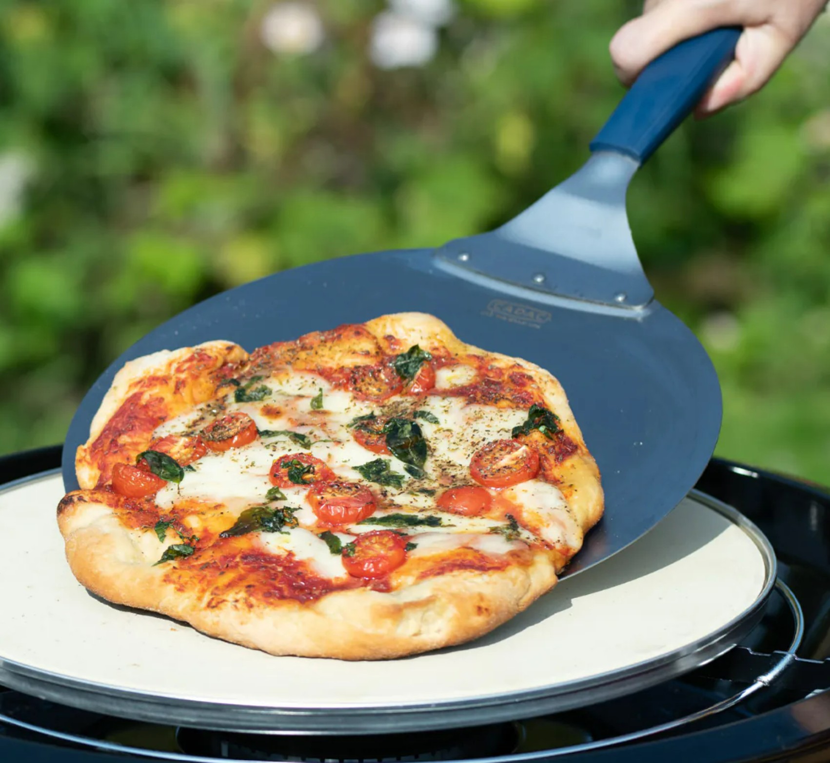 CADAC Pizza Lifter - Image 2